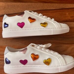 Kurt Geiger  Sneakers with Multicolor Metallic ❤️Heart Accents
